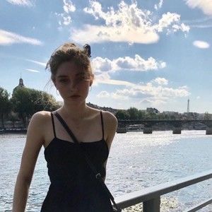 Meet your Posher, Mathew m